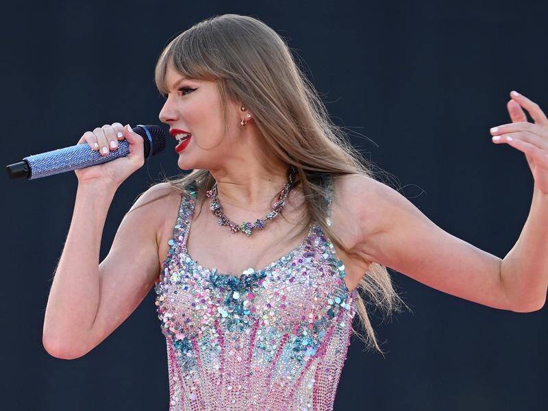 Taylor Swift posted her "deepest sympathies and condolences (Joel Carrett/AAP PHOTOS)